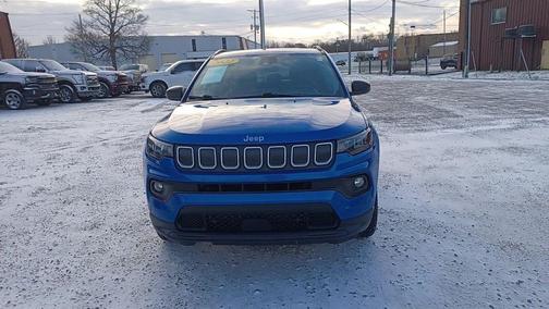 2022 Jeep Compass Latitude Lux