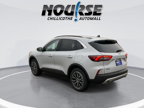 2026 Ford Escape PHEV SE