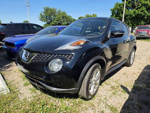 Super Black 2015 Nissan Juke S