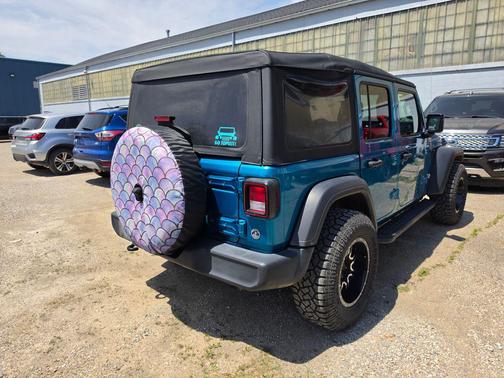 Bikini Pearlcoat 2020 Jeep Wrangler Unlimited Sport