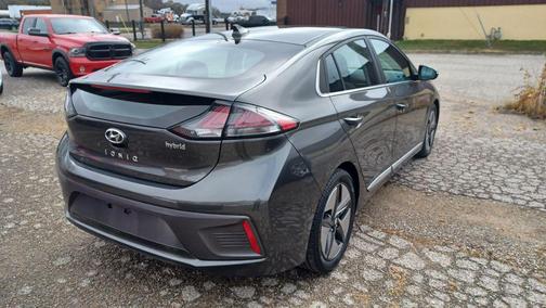2020 Hyundai IONIQ Hybrid SEL