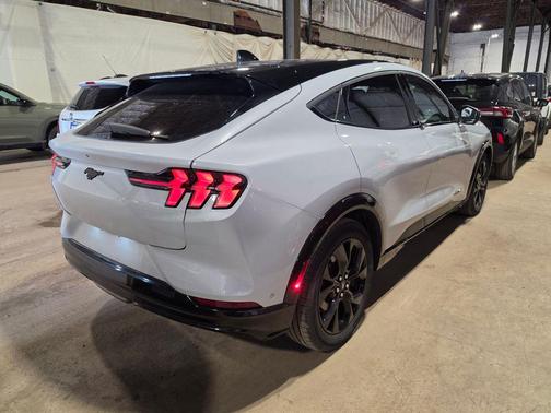 SPACE WHITE METALLIC 2023 Ford Mustang Mach-E Premium