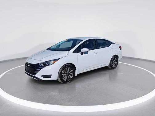 2024 Nissan Versa 1.6 SV