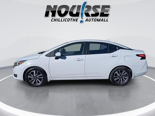 2024 Nissan Versa 1.6 SV