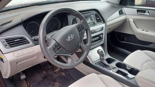 2015 Hyundai SONATA SE