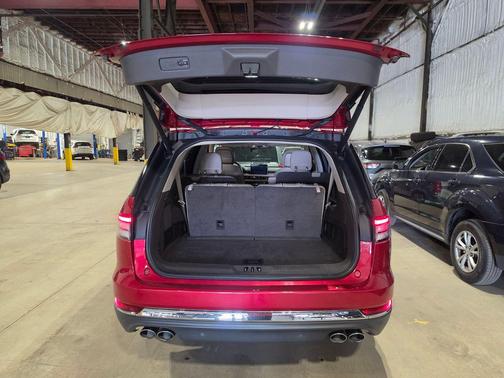RED CARPET METALLIC TINTED CC 2020 Lincoln Aviator Reserve AWD