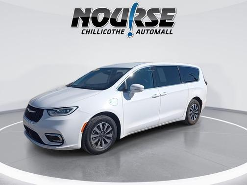2022 Chrysler Pacifica Hybrid Touring L