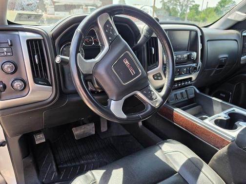 Quicksilver Metallic 2018 GMC Sierra 1500 SLT