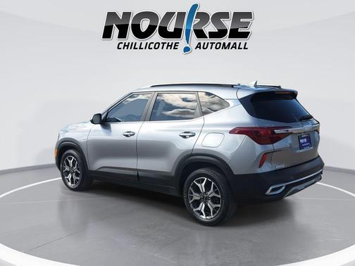 Steel Gray 2023 Kia Seltos EX