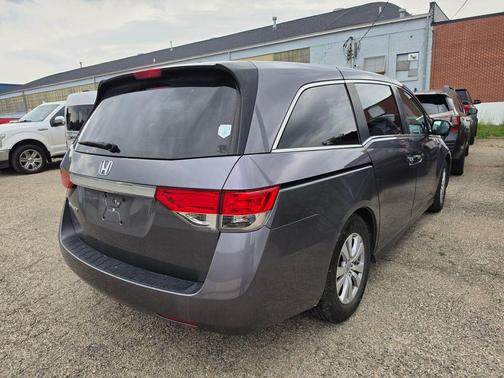 Modern Steel Metallic 2015 Honda Odyssey EX-L