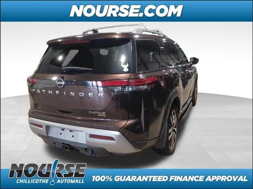 2022 Nissan Pathfinder Platinum 4WD