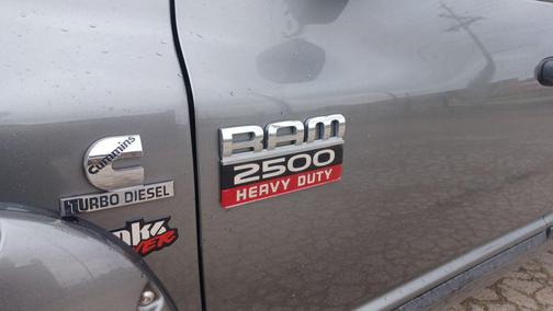 2009 Dodge Ram 2500 SLT Mega Cab