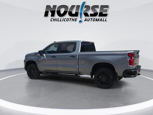 Sterling Gray Metallic 2024 Chevrolet Silverado 1500 Custom Trail Boss