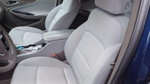 2019 Chevrolet Malibu Hybrid Base