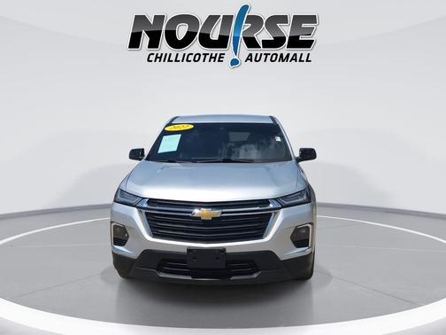 Silver Ice Metallic 2022 Chevrolet Traverse LS