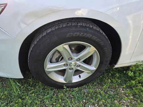 Summit White 2019 Chevrolet Malibu 1LS