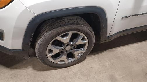 White Clearcoat 2018 Jeep Compass Limited