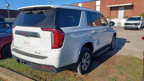 2022 GMC Yukon SLE