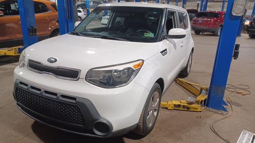2016 Kia Soul Base