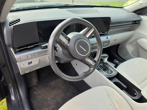 Ecotronic Gray Pearl 2024 Hyundai KONA SEL