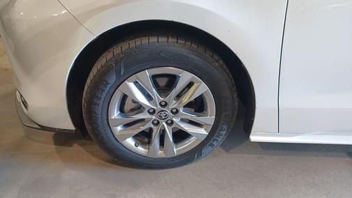 2022 Toyota Sienna XLE 7 Passenger