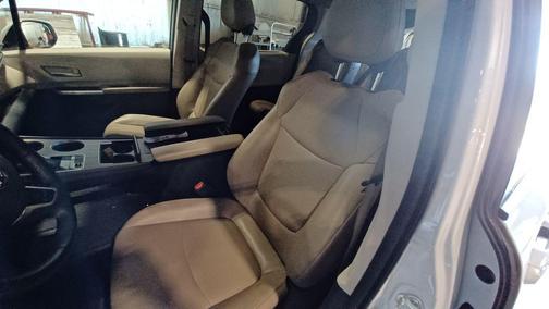 2022 Toyota Sienna XLE 7 Passenger