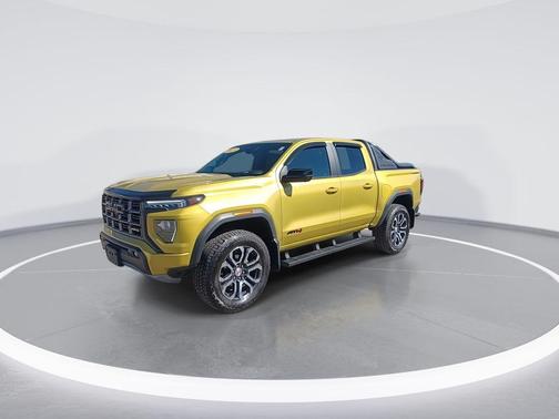 2023 GMC Canyon AT4