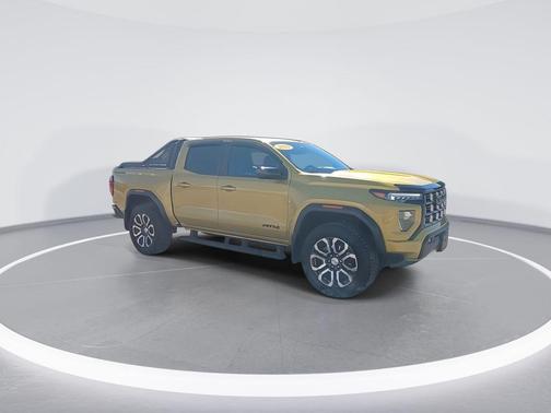 2023 GMC Canyon AT4