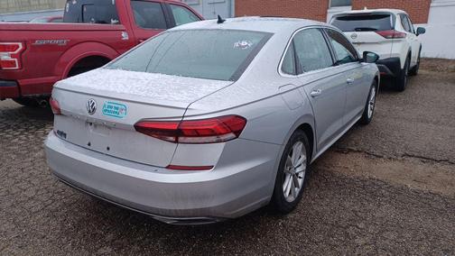 2020 Volkswagen Passat 2.0T SE