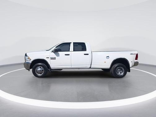 2018 RAM 3500 Tradesman Crew Cab 4x4 8' Box