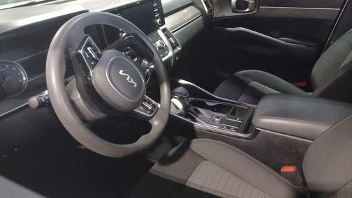 2022 Kia Sorento LX