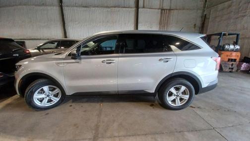 2022 Kia Sorento LX