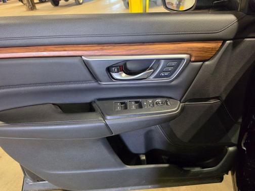 Crystal Black Pearl 2020 Honda CR-V Hybrid EX-L