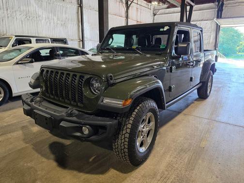 Sarge Green Clearcoat 2021 Jeep Gladiator Freedom 4x4