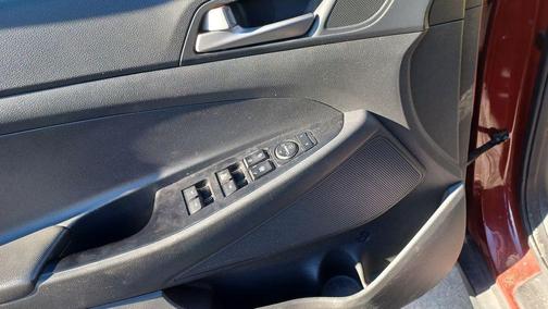 2018 Hyundai TUCSON SE