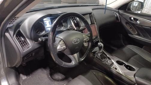 2015 INFINITI Q50 Premium