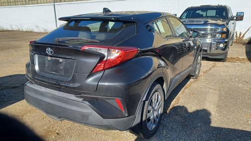 2021 Toyota C-HR LE