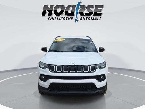 Bright White Clearcoat 2022 Jeep Compass Latitude