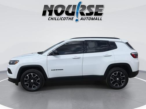 Bright White Clearcoat 2022 Jeep Compass Latitude