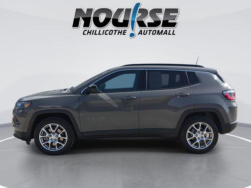 Sting-Gray Clearcoat 2024 Jeep Compass Latitude Lux