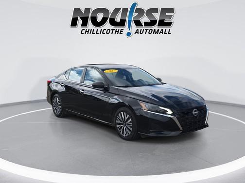 Super Black 2024 Nissan Altima 2.5 SV