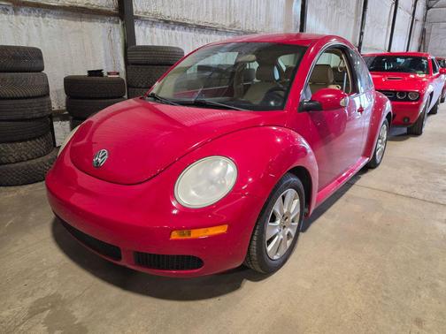 Salsa Red 2009 Volkswagen New Beetle S