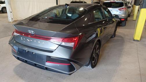 2024 Hyundai ELANTRA HEV Limited