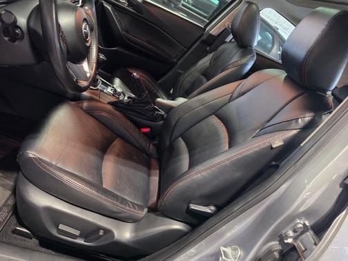 2015 Mazda Mazda3 i Grand Touring