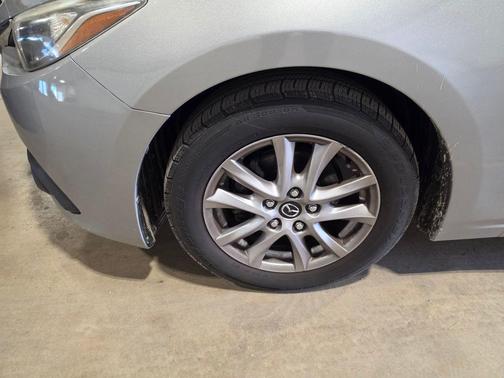 2015 Mazda Mazda3 i Grand Touring