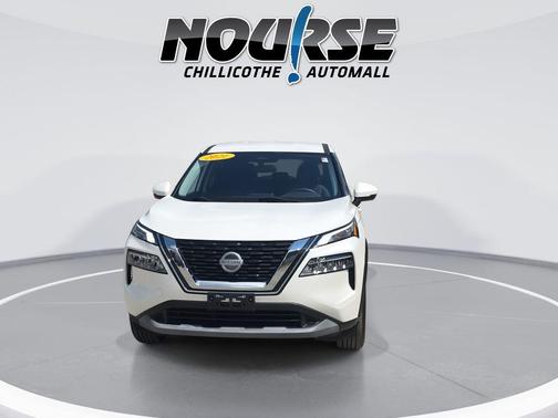 Pearl White Tricoat 2021 Nissan Rogue SV