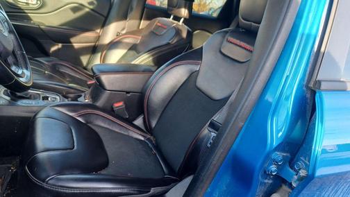 2021 Jeep Cherokee Trailhawk