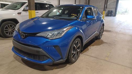 2022 Toyota C-HR XLE
