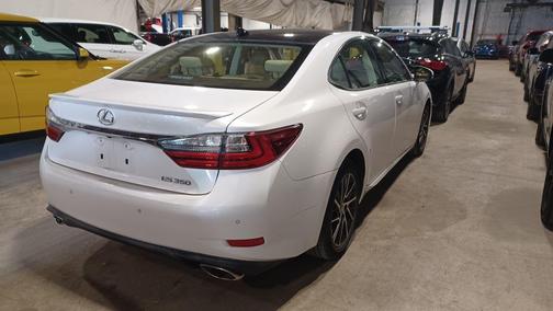 2016 Lexus ES 350 Base