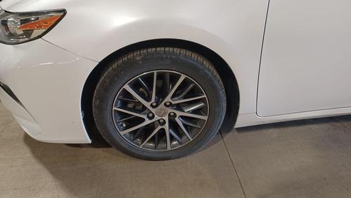 2016 Lexus ES 350 Base